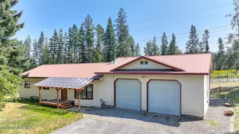 671 Upland Dr, Sandpoint, ID 83864 photo 3