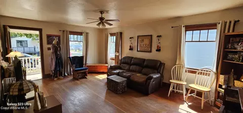 Living - 710 Caledonia St, Kellogg, ID 83837 photo 1 of 1