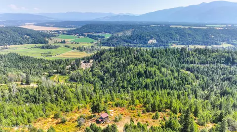 Nka Juniper Ln, Naples, ID 83847 photo 17