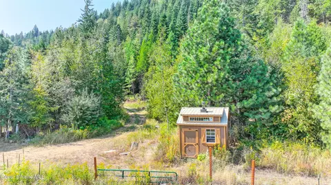 Nka Juniper Ln, Naples, ID 83847 photo 13