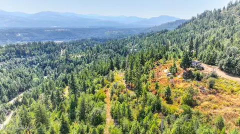 Nka Juniper Ln, Naples, ID 83847 photo 5
