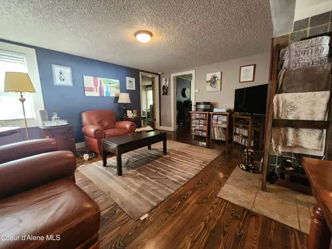 Living - 413 E Larch Ave, Osburn, ID 83849 photo 1 of 3
