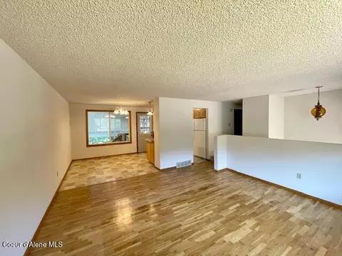 322 E Park Dr, Kellogg, ID 83837 photo 5