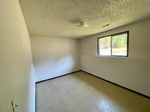 322 E Park Dr, Kellogg, ID 83837 photo 12