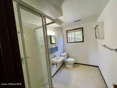 322 E Park Dr, Kellogg, ID 83837 photo 10