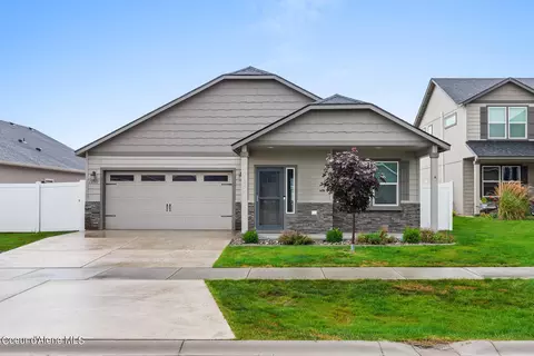 12905 N Gandy Dancer St, Rathdrum, ID 83858