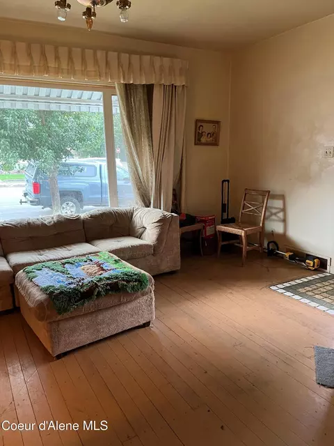 Living - 601 Second, Kellogg, ID 83837 photo 1 of 3