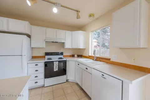 1365 E Stockman Ave, Post Falls, ID 83854 photo 9