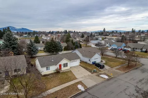 1365 E Stockman Ave, Post Falls, ID 83854 photo 2