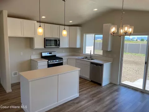 6363 Astoria Loop, Rathdrum, ID 83858 photo 3