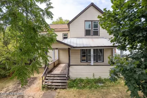 102 Washington St, Priest River, ID 83856