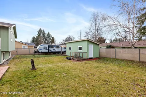 Exterior - 210 S Sunset Dr, Post Falls, ID 83854 photo 5 of 8
