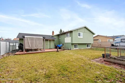 Exterior - 210 S Sunset Dr, Post Falls, ID 83854 photo 6 of 8