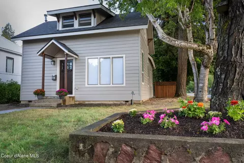 821 Poplar St, Sandpoint, ID 83864