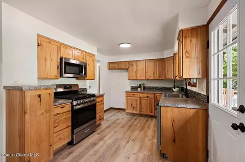 Kitchen - 521 E 23rd Ave, Post Falls, ID 83854 photo 1 of 3