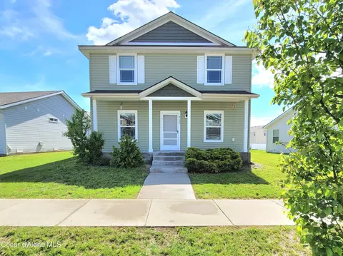 8130 N Woodworth St, Post Falls, ID 83854