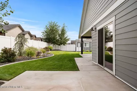 Exterior - 995 W Staples Rd, Post Falls, ID 83854 photo 9 of 12