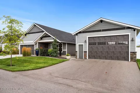 995 W Staples Rd, Post Falls, ID 83854