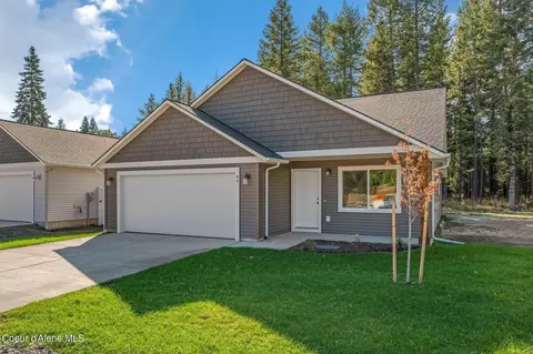 29932 2nd St, Athol, ID 83801
