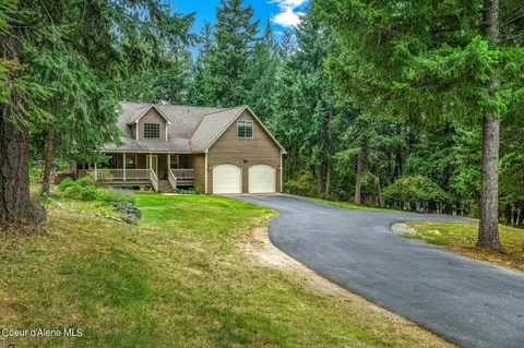 Exterior - 627 Pinecrest Loop, Sandpoint, ID 83864 photo 1 of 9