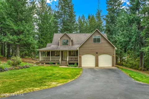 627 Pinecrest Loop, Sandpoint, ID 83864