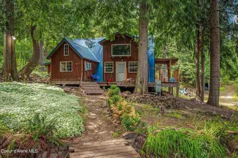 12879 S Rose Creek Rd, Cataldo, ID 83810