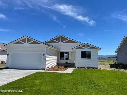 10258 Liverpool Loop, Hayden, ID 83835