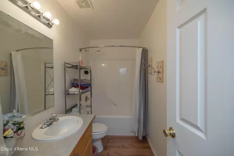 Bath - 2517 W Beth Loop, Post Falls, ID 83854 photo 3 of 4