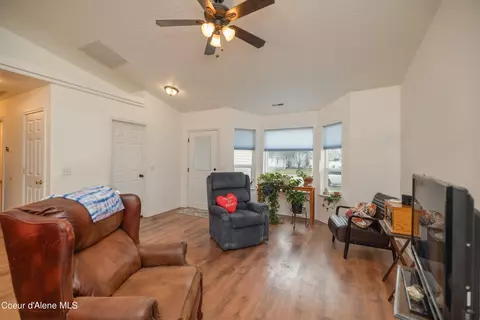 Living - 2517 W Beth Loop, Post Falls, ID 83854 photo 1 of 1
