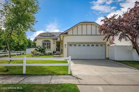 2482 W Apperson Dr, Coeur D'alene, ID 83815