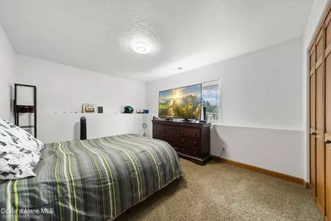 Bedroom - 688 E Ohio Match Rd, Rathdrum, ID 83858 photo 3 of 4