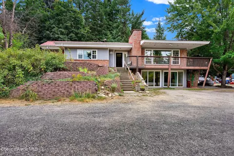 303 E Valley St, Oldtown, ID 83822