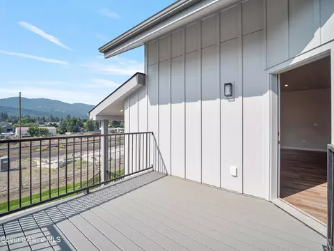 966 E Railroad Ave, Post Falls, ID 83854 photo 14