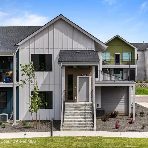 966 E Railroad Ave, Post Falls, ID 83854