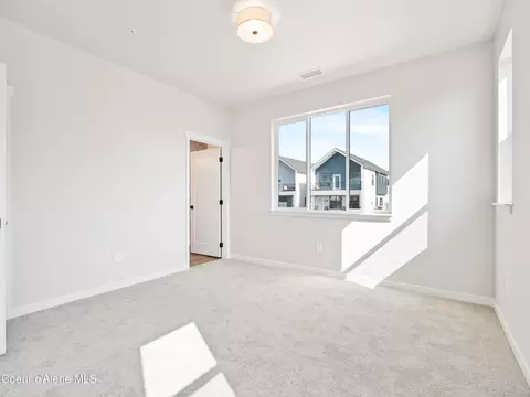 966 E Railroad Ave, Post Falls, ID 83854 photo 17
