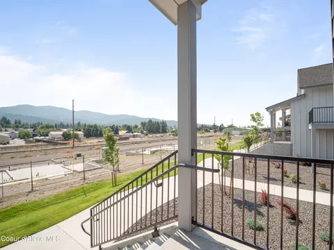 Exterior - 994 E Railroad Ave, Post Falls, ID 83854 photo 4 of 4