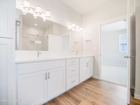 Bath - 994 E Railroad Ave, Post Falls, ID 83854 photo 5 of 7