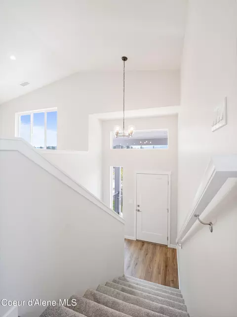 Entry Way - 994 E Railroad Ave, Post Falls, ID 83854 photo 1 of 2