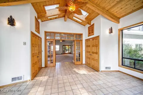 Entry Way - 418 Timberline Dr, Sagle, ID 83860 photo 1 of 2