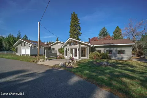 418 Timberline Dr, Sagle, ID 83860