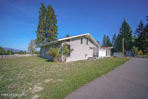Exterior - 418 Timberline Dr, Sagle, ID 83860 photo 4 of 13