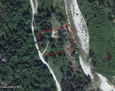 10385 Upper Pack River Rd, Sandpoint, ID 83864 photo 2