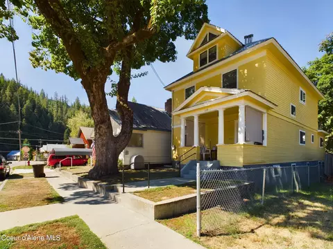 209 Cypress St, Wallace, ID 83873 photo 1