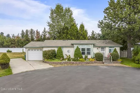 11606 N Alaska Loop, Hayden, ID 83835