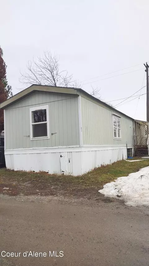 6977 Kaniksu St #E-1, Bonners Ferry, ID 83805