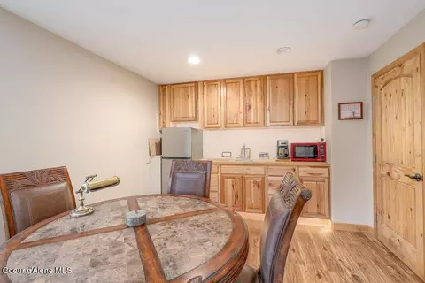 Dining - 461 Paradise Ln, Pinehurst, ID 83850 photo 3 of 3