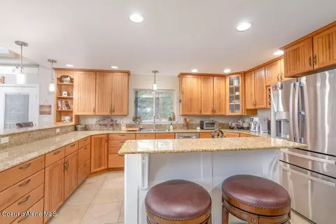 Kitchen - 461 Paradise Ln, Pinehurst, ID 83850 photo 4 of 4