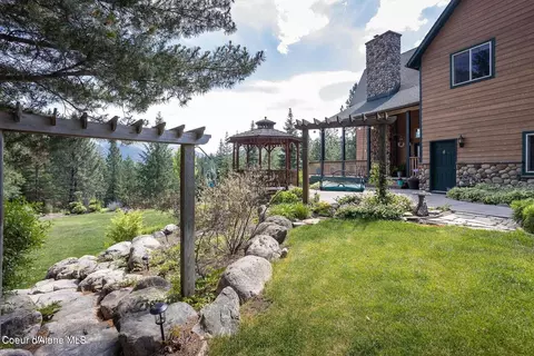 Exterior - 461 Paradise Ln, Pinehurst, ID 83850 photo 10 of 13