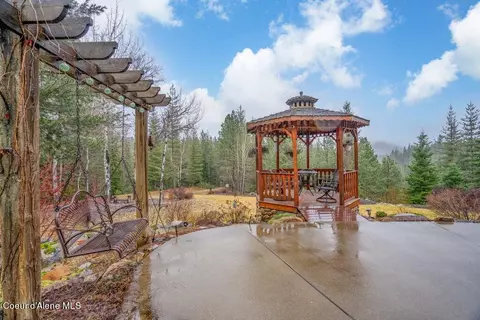 Exterior - 461 Paradise Ln, Pinehurst, ID 83850 photo 11 of 13