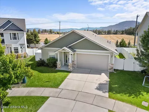1709 W Pyrenees Loop, Coeur D'alene, ID 83815